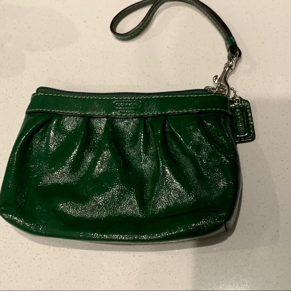 Coach Green Patent Leather Clutch Wristlet - Picture 5 of 12